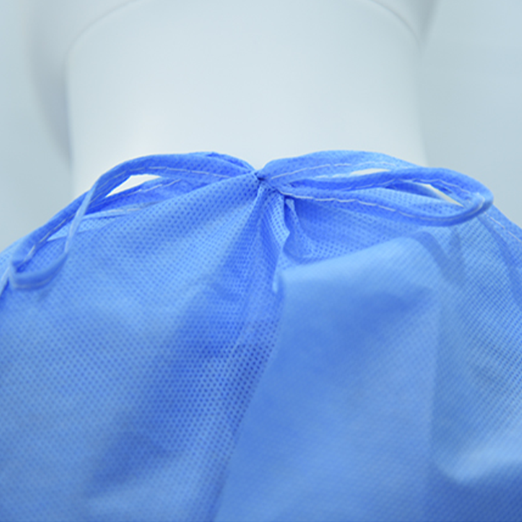 nape-ties-of-mannequin-wearing-clearview-sms-isolation-gown-with-knitted-cuffs-blue